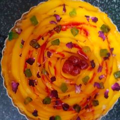 A picture of Mango flower tart.