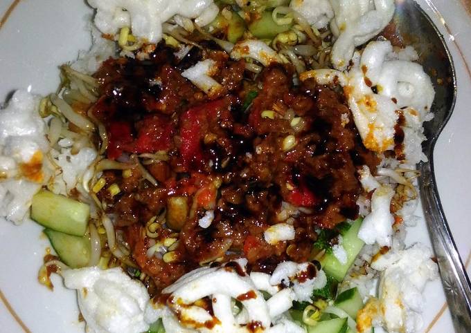 Standar Resep bikin Nasi Lengko  gurih