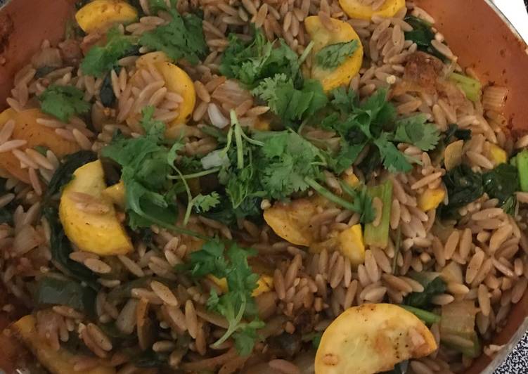 Recipe of Award-winning Vegan whole wheat orzo with yellow squash, spinach &amp; jalapeños