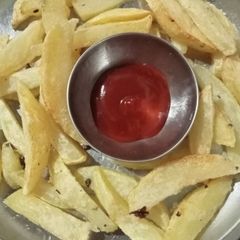 A picture of French fries.