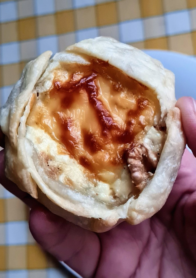 Una foto de Canastitas de ricota casera y nuez