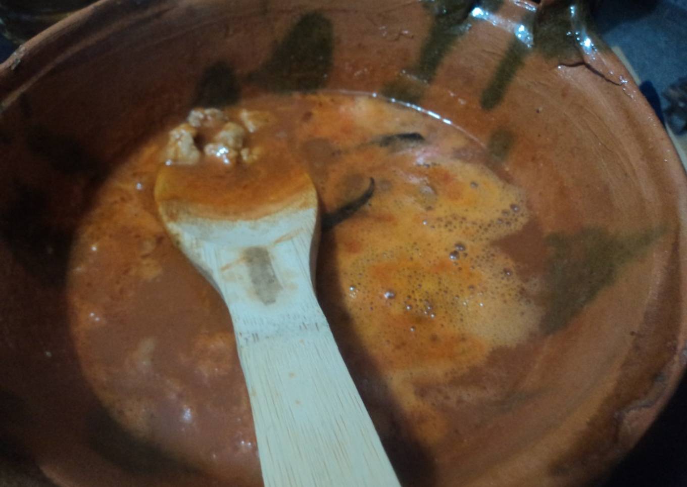 Carne de cerdo en caldillo mexicano las correa