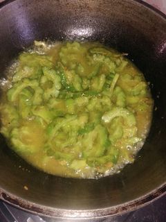 Foto resep Tumis pare Telur