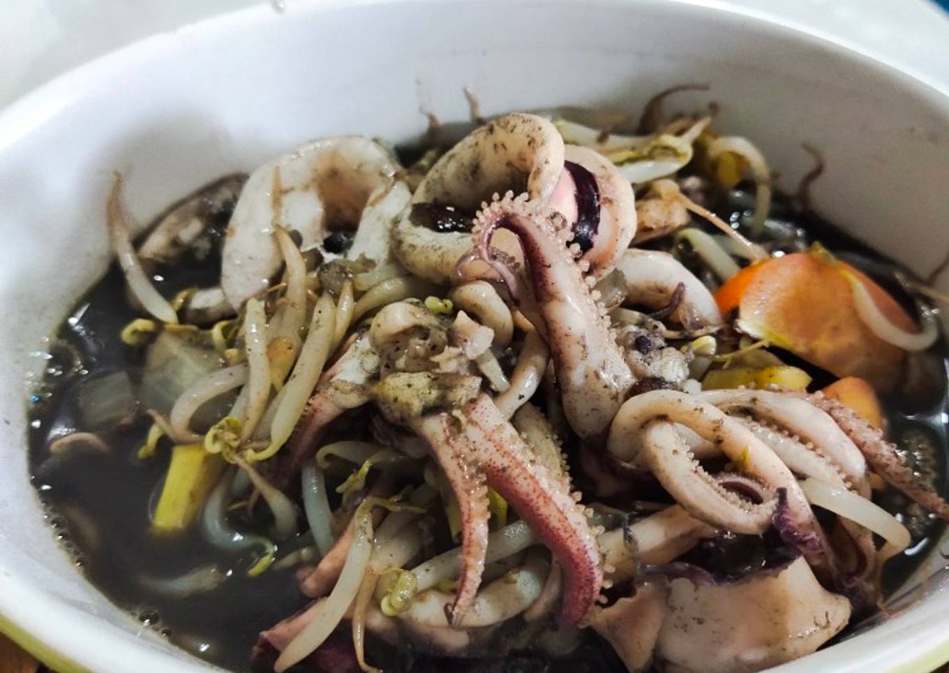 Oseng Kumi Hitam Plus Toge