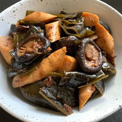 A picture of Simmered Kombu (Kelp), Shiitake & Bamboo Shoot.