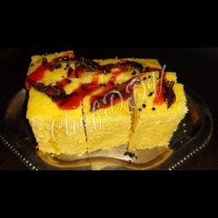 A picture of Khaman Dhokla.