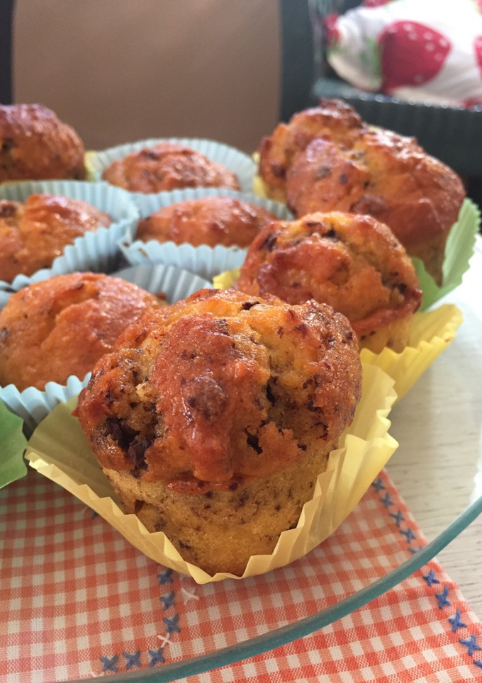 Una foto de Muffins naranja y chocolate