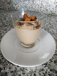 Foto principal de Vasitos de crema de queso y café bombón