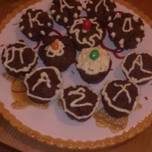 Cupcakes γεμιστά με πραλίνα φουντουκιού