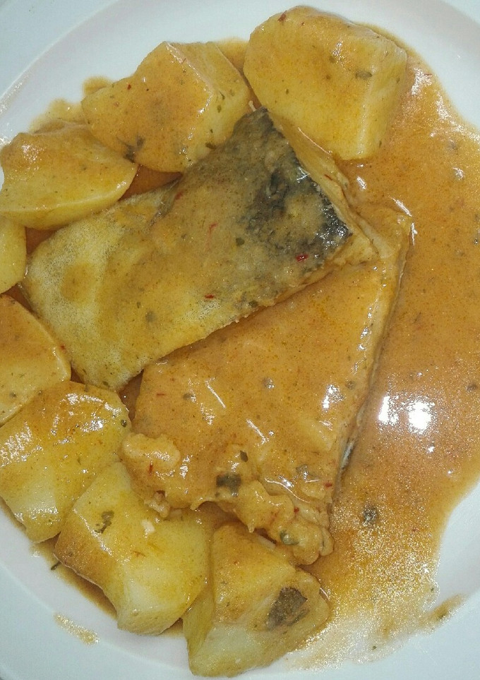 Una foto de Bacalao con patatas