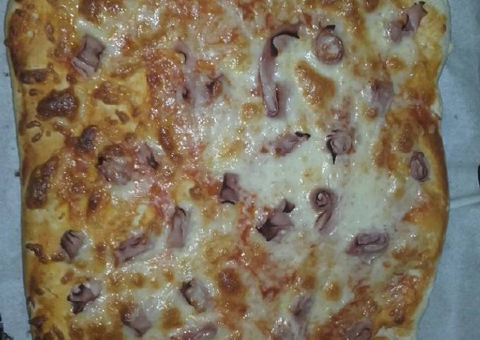 Pizza con levadura Royal Receta de Jonathan de la Rosa- Cookpad