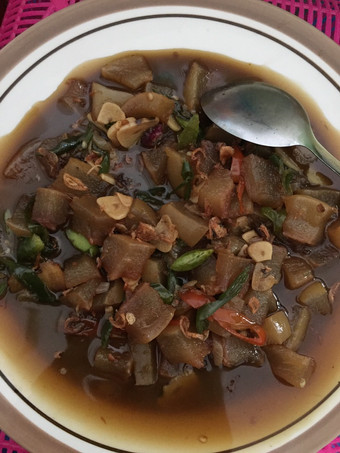 Anti Ribet, Memasak Oseng Kikil Cabe Hijau Yang Rasanya Juara Banget