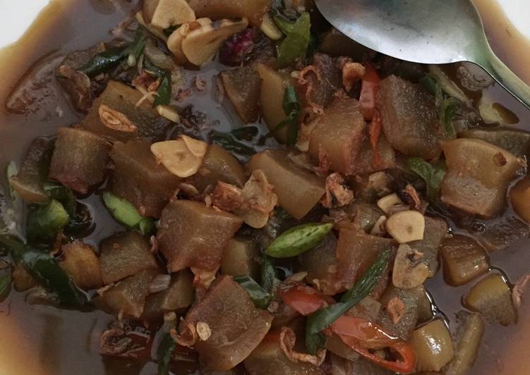 How to Cook Appetizing Oseng Kikil Cabe Hijau