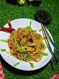 চিলি গার্লিক নুডলস (Chilli garlic noodles recipe in bengali)