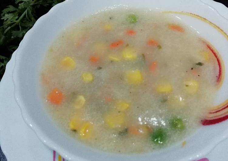 Steps to Make Speedy Mix veg Corn Soup