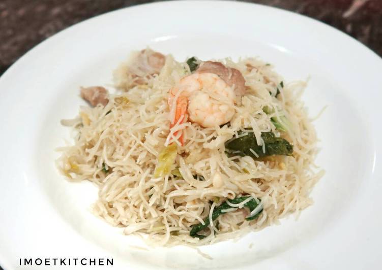 Bihun goreng putih