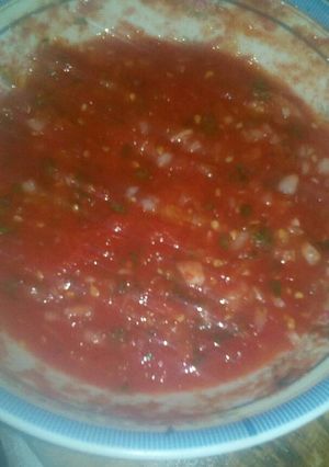 Una foto de Chirmol de tomate