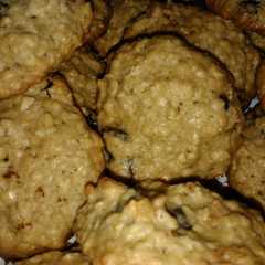 A picture of Galletas de avena y pasas muy fácil.
