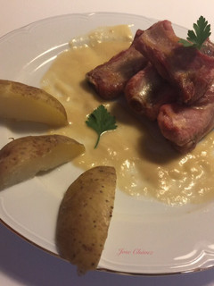 Una foto de Costillas de Cerdo con salsa de Cerveza