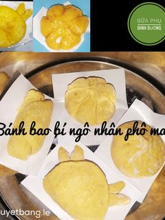 Hình của món Ăn dặm cho bé: Bánh bao bí đỏ nhân phô mai.