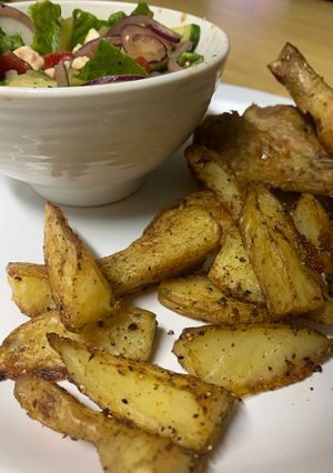 A picture of Potato Wedges.