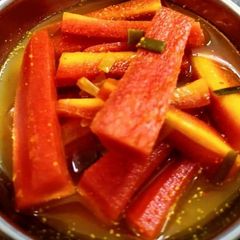 A picture of Carrot Pickle.
