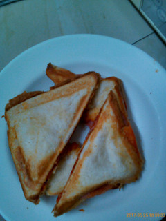 A picture of Beef ham sandwitch.