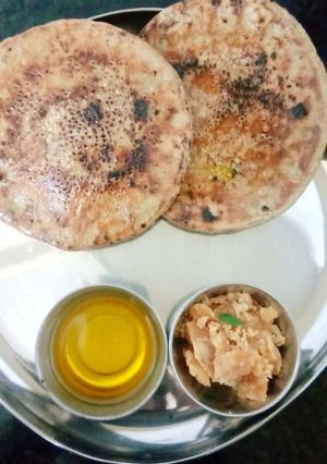 A picture of Sesame Bajra Roti.
