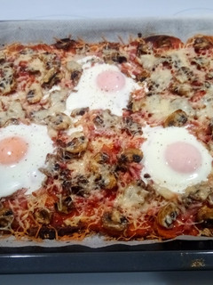 Una foto de Pizza casera con base de patata