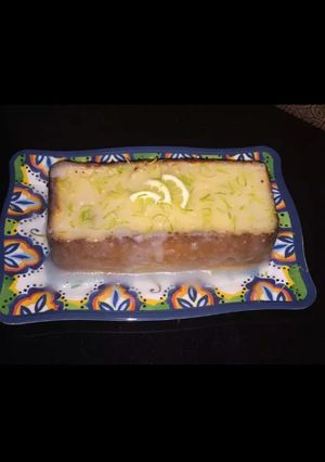 Una foto de Queque de Leche Condensada y Cáscara de Limón 🍋