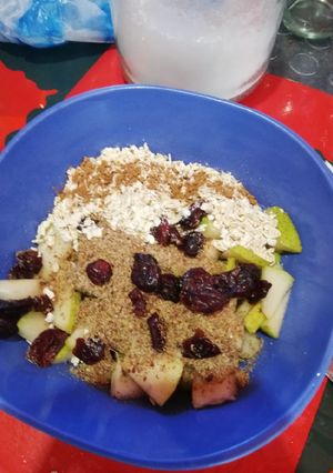 Una foto de Bowl desayuno con pera _ vegan
