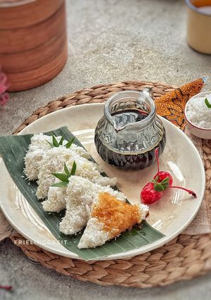 Foto resep Lupis dari Beras Ketan yang Diaron