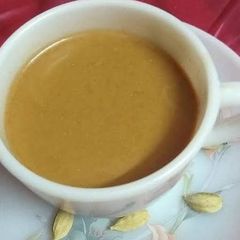 A picture of Cardamom tea.