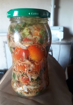 Una foto de Tomate chery al frasco