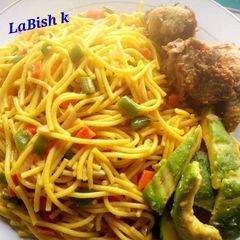 A picture of Spagetti with avacado.