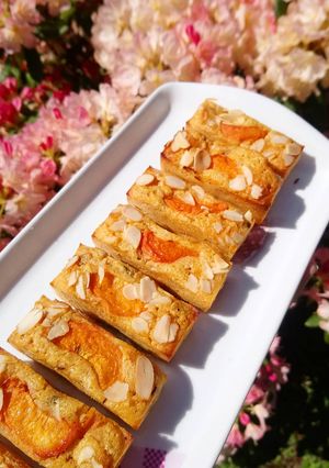 Une photo de Minis cakes amande abricots