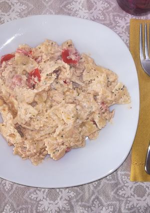 Foto di Farfalle tonno vodka e pomodorini
