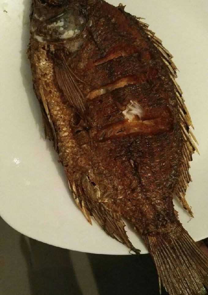 A picture of Fried Tilapia.