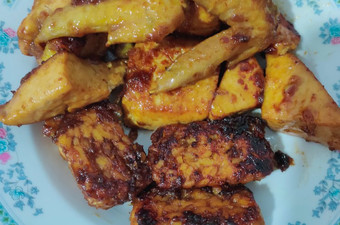 Resep Ayam, Tahu, Tempe Bacem, Menggugah Selera
