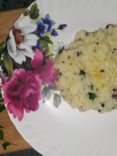 நெய் பொங்கல் (Nei pongal recipe in tamil) செய்முறை முக்கிய புகைப்படம்