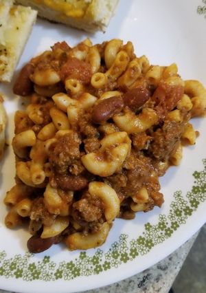 A picture of Quick & Easy "Chili Mac" Dinner.