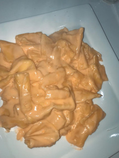 Una foto de Mac & cheese (fideos con queso)