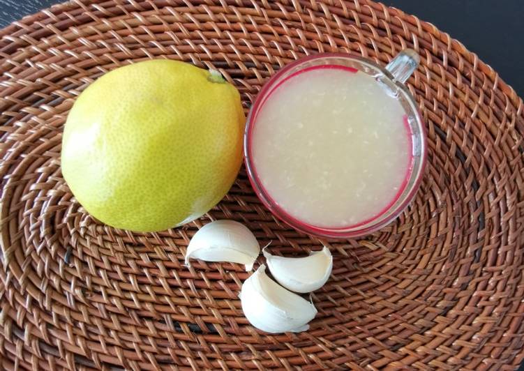 Steps to Make Favorite Lemon, Garlic juice