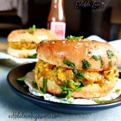 A picture of Tawa Burger.