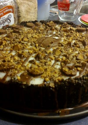 A picture of Ruggles Reese's Peanut Butter Cup Cheesecake.