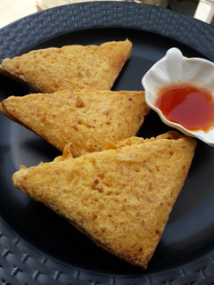 ब्रेड पकौड़ा (Bread Pakoda recipe in Hindi) रेसिपी मुख्य फोटो
