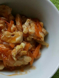 A picture of Chicken with Sour and Sweet Sauce (Ayam Saos Asam Manis).