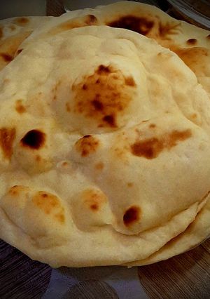 A picture of Ghar Ke Naan.