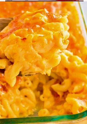 A picture of Creamy Macaroni and Cheese.