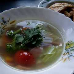 Sop Sayur Rumahan রেসিপির প্রধান ছবি